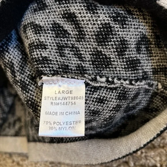 J.NNA Dolman Sleeve Sweater - Picture 5 of 6